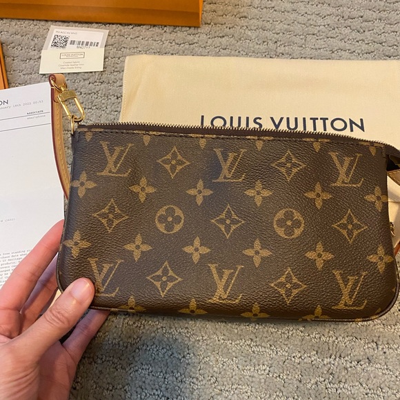 Authentic Louis Vuitton Pochette Accessoires  ❤️‍🔥❤️‍🔥 - Picture 6 of 11